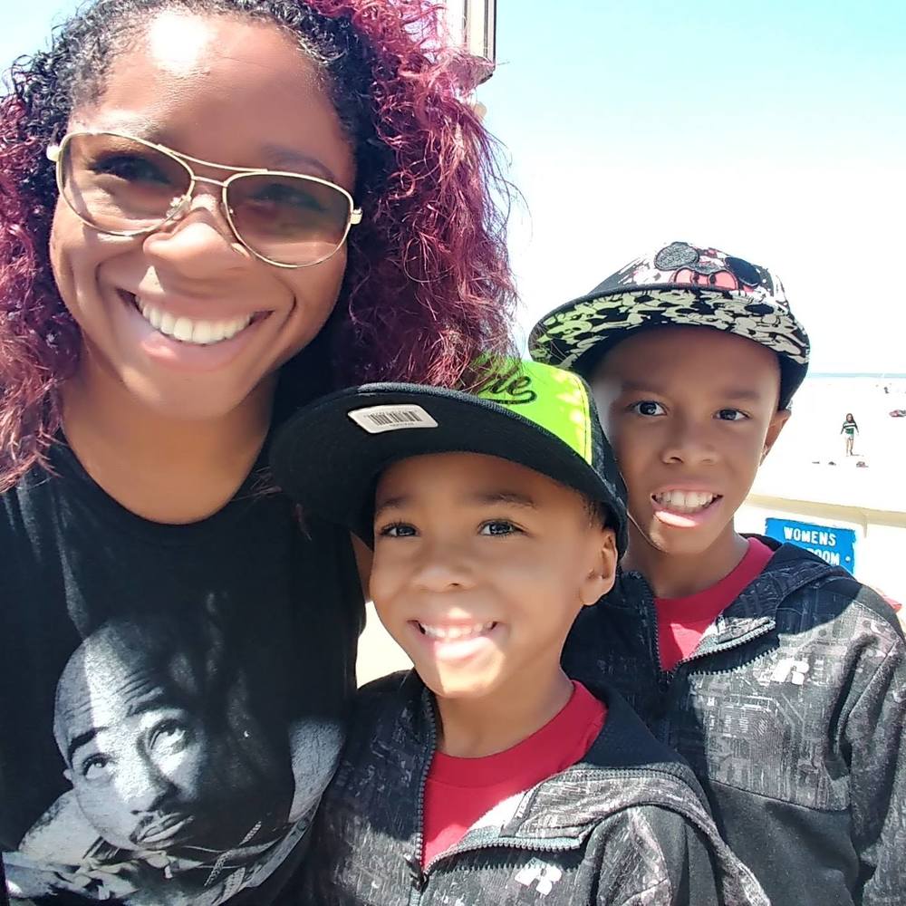 Meet your Posher, Regina